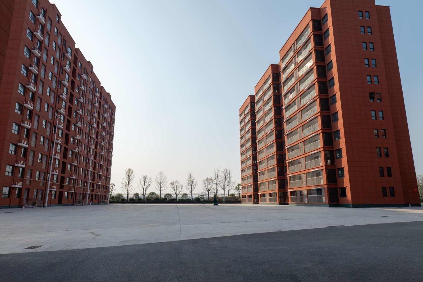 教师公寓楼.jpg